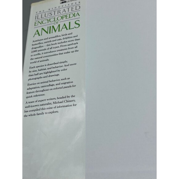 the Kingfisher Illustrated encyclopedia of animals hardcover book English READ - Picture 3 of 6